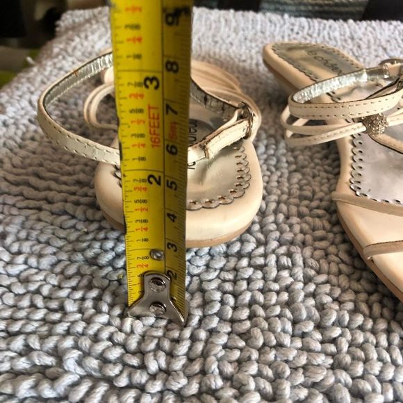 La Château  strapy white kitten heel sandals  6 - Picture 9 of 11